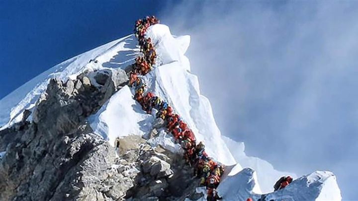 Ennesimo decesso sull ‘Everest, scomparso alpinista statunitense