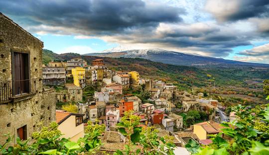 Sicily: houses for sale for the price of a coffee